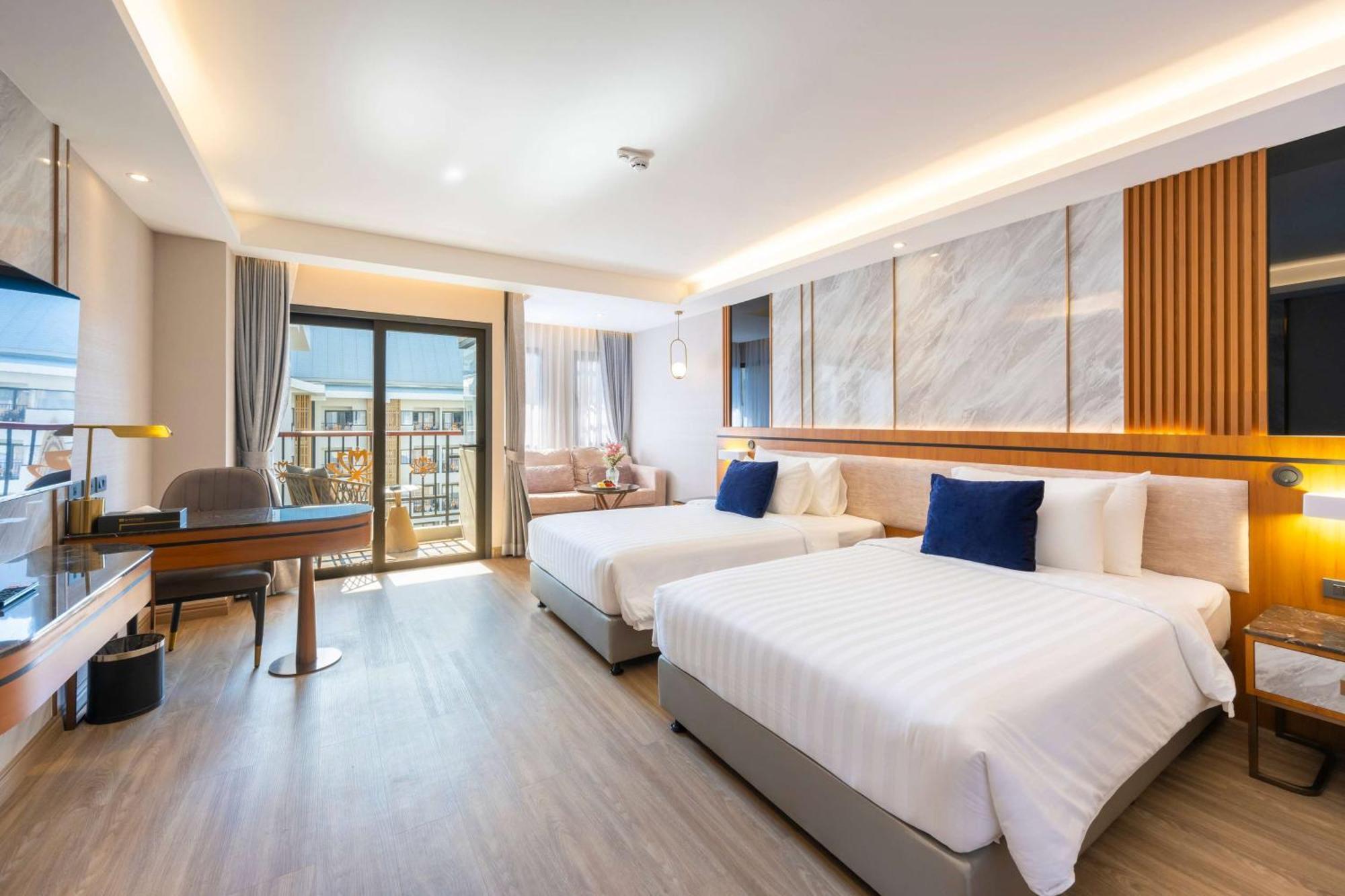 ホテル Wyndham Jomtien Pattaya ナ・ジョムティエン エクステリア 写真