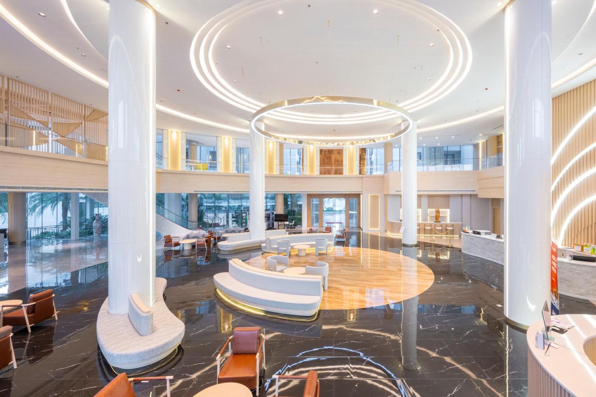 ホテル Wyndham Jomtien Pattaya ナ・ジョムティエン エクステリア 写真