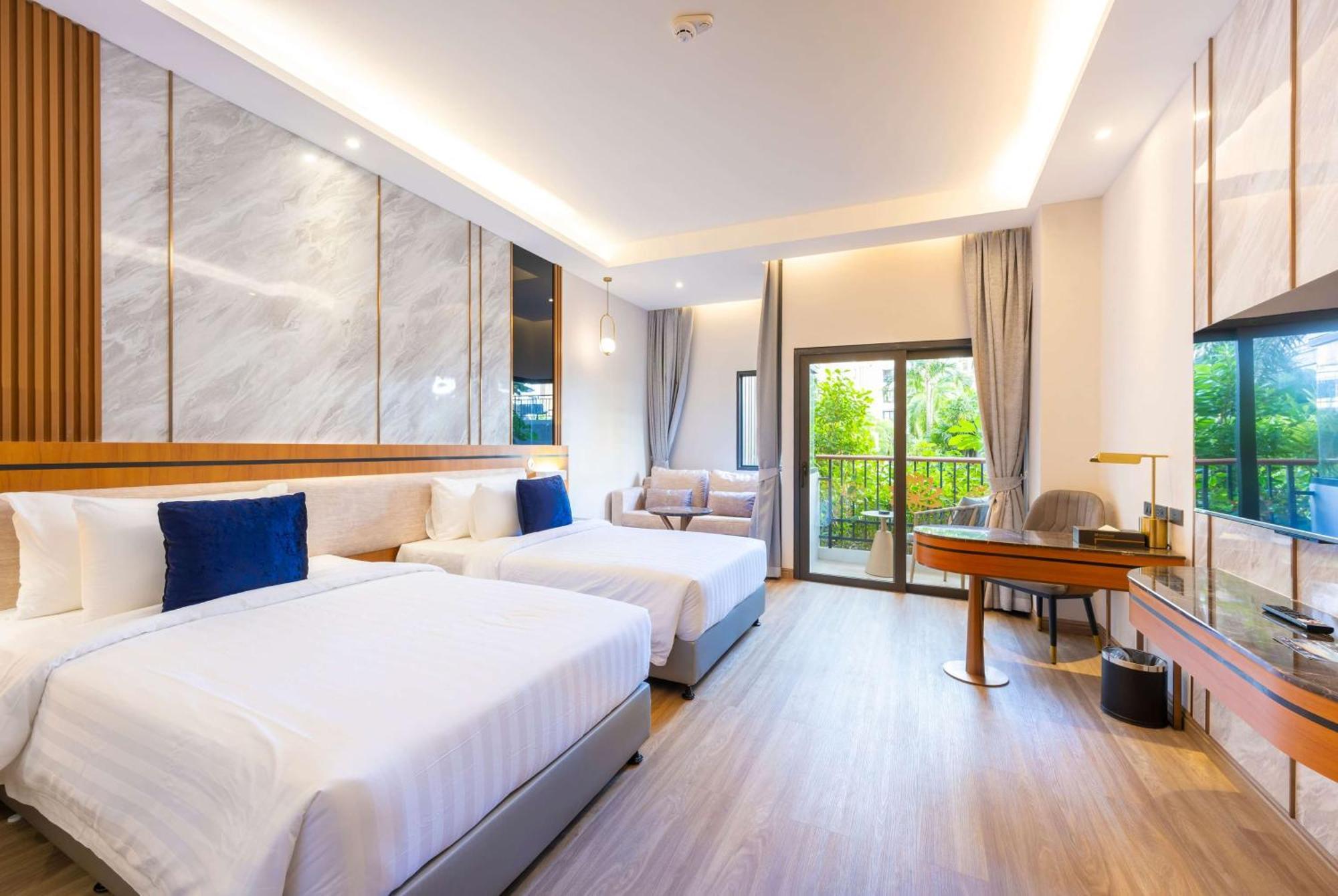 ホテル Wyndham Jomtien Pattaya ナ・ジョムティエン エクステリア 写真